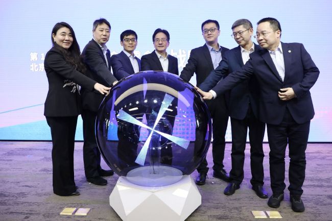 两个小婕子跟我做受hd